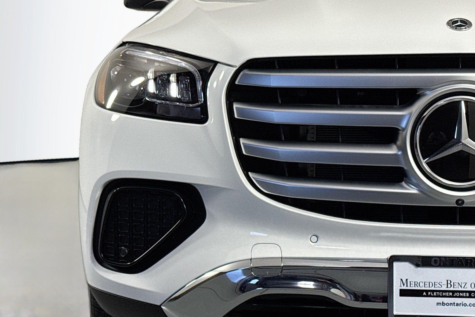 New 2026 Polar White Mercedes-Benz GLS 450 4MATIC® SUV image 14