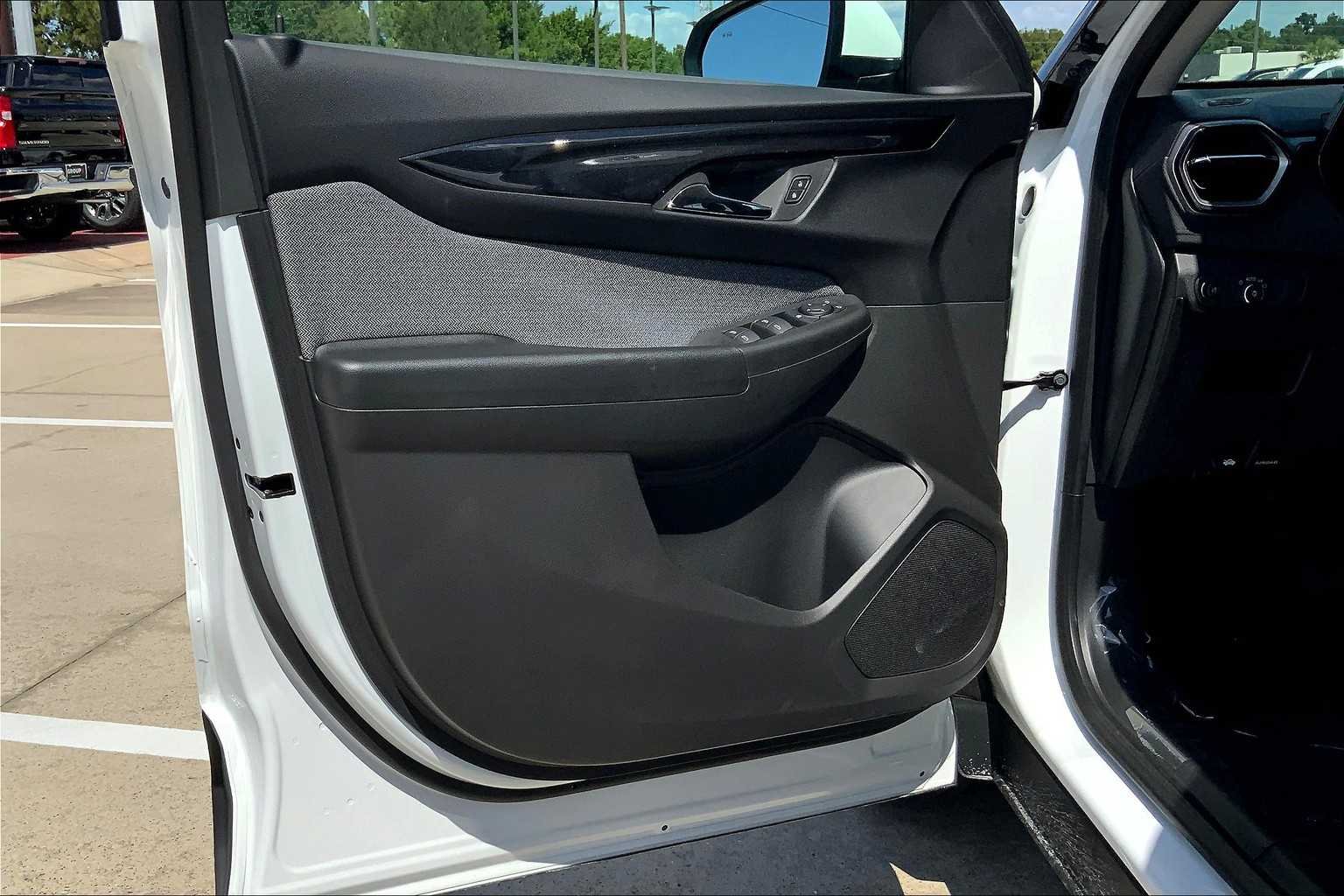2026 Chevrolet Trailblazer LT - Photo 11