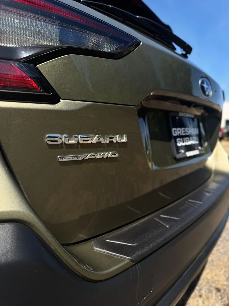 Used 2023 Autumn Green Metallic Subaru Premium image 40