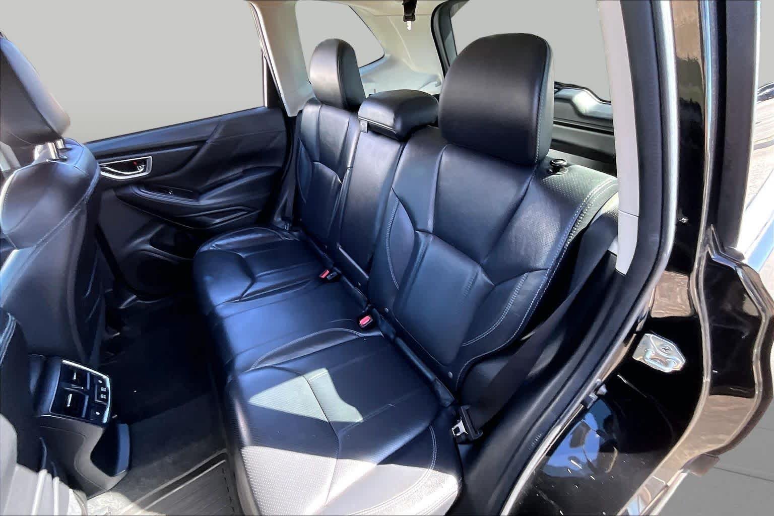 Used 2021 Crystal Black Silica Subaru Touring image 18
