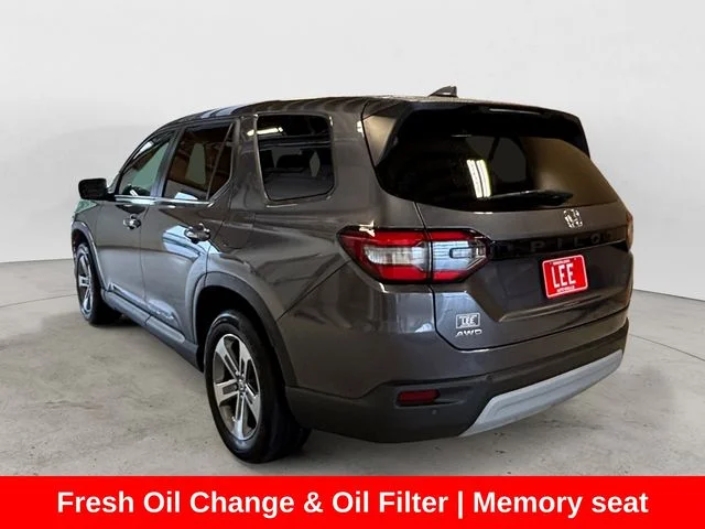 Used 2025 Gray Honda EX-L image 3