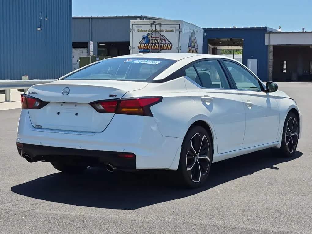 Certified Used 2023 Pearl White Tricoat Nissan 2.5 SR image 3