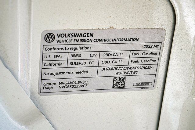 Used 2022 White Volkswagen 1.5T S image 32