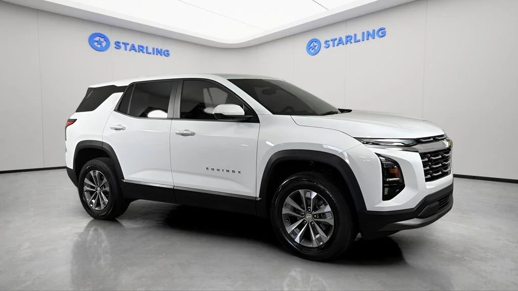 Used 2026 Summit White Chevrolet LT image 12