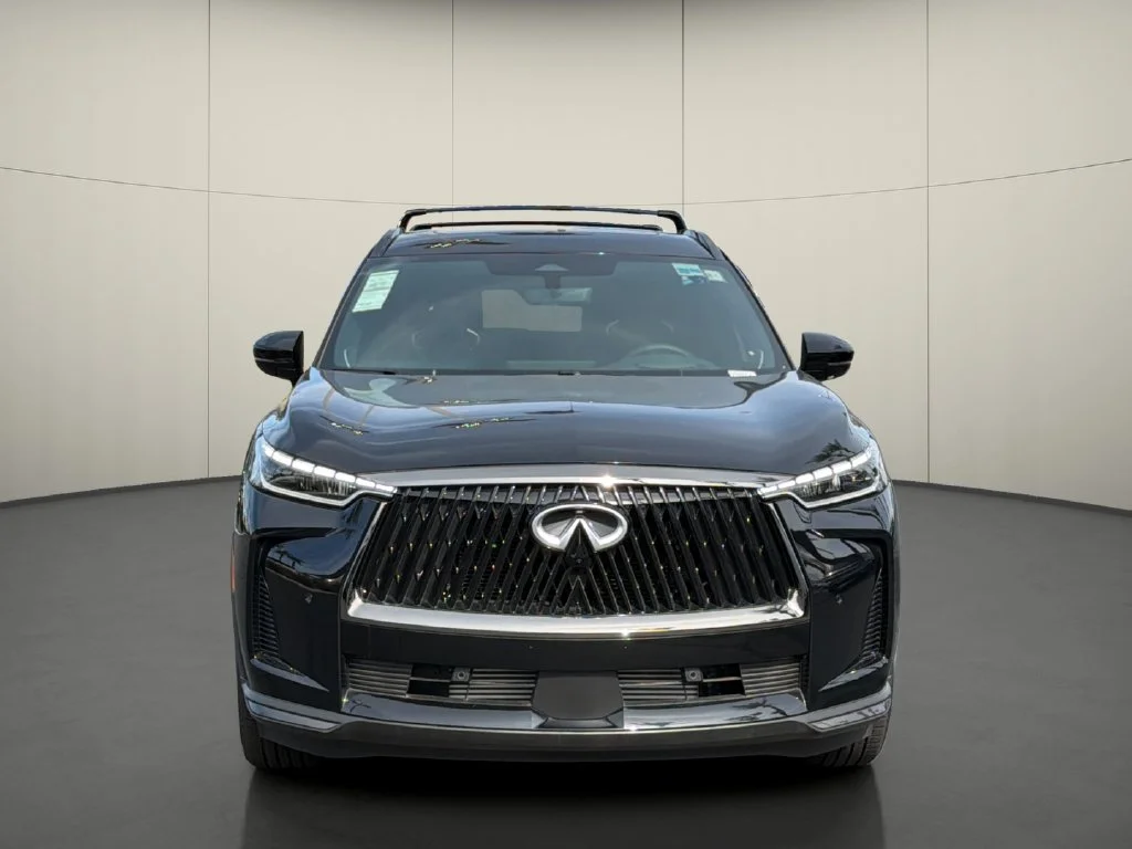 New 2027 MINERAL BLACK INFINITI Autograph AWD image 2