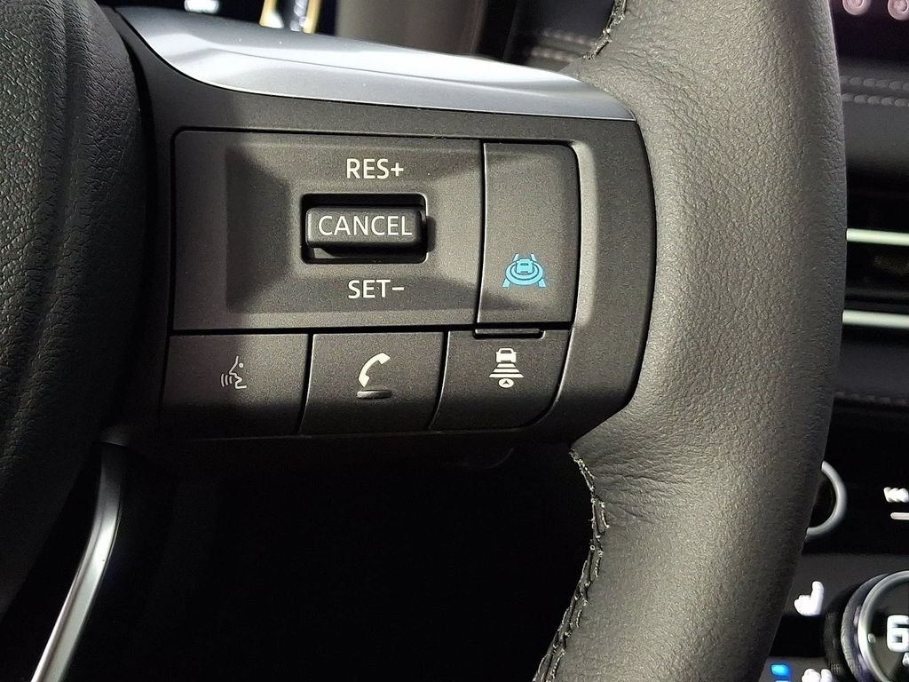 New 2027 MINERAL BLACK INFINITI Luxe AWD image 18