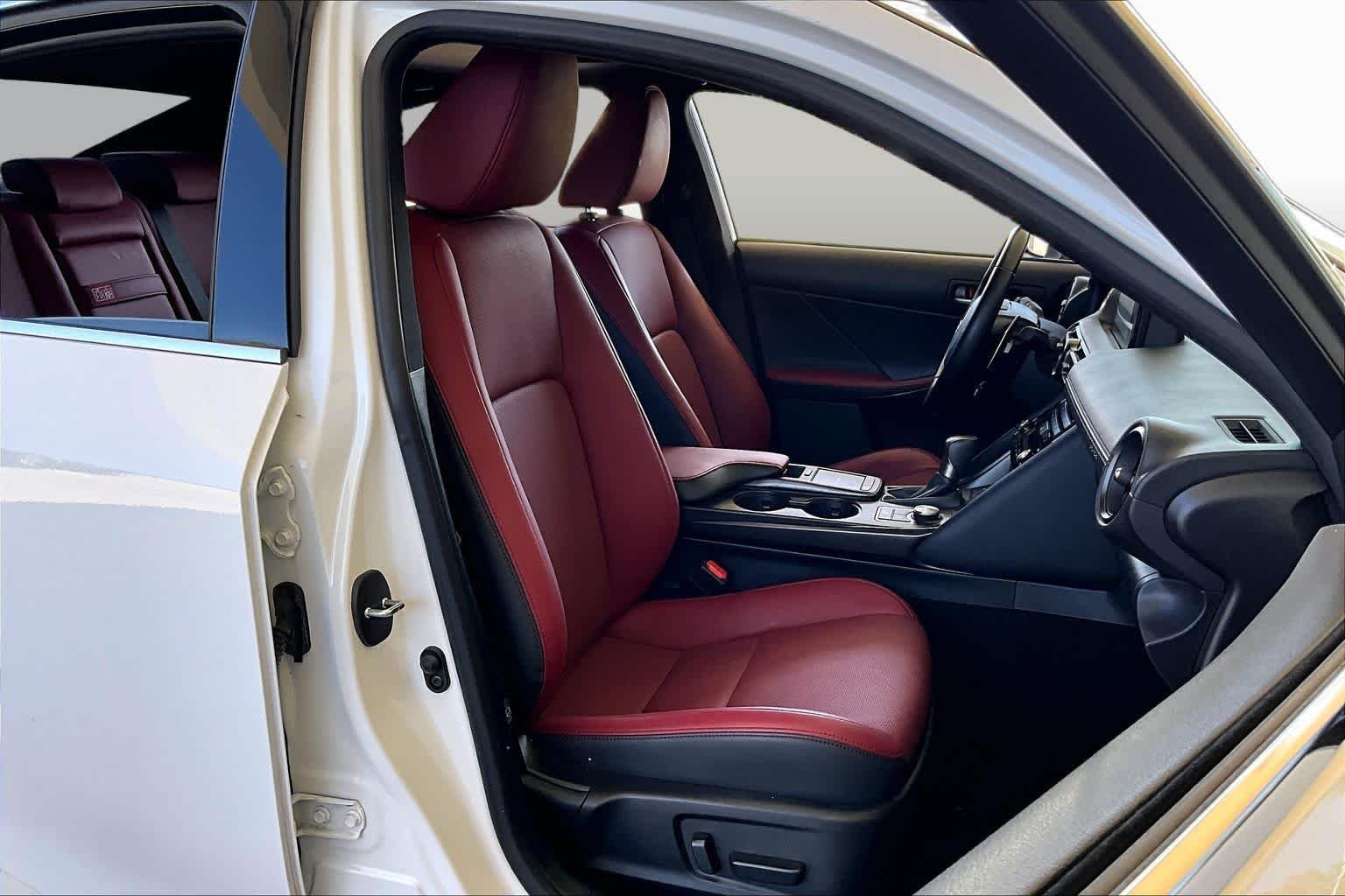 Used 2025 Ultra White Lexus F SPORT Design image 8