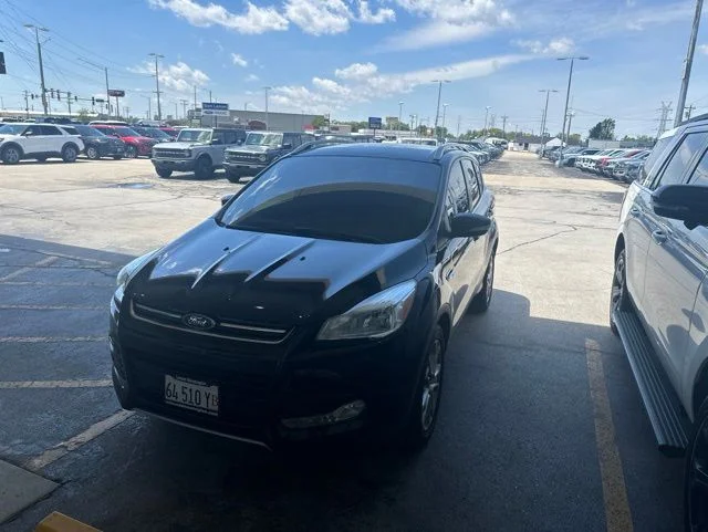 2016 Ford Escape Titanium's photo