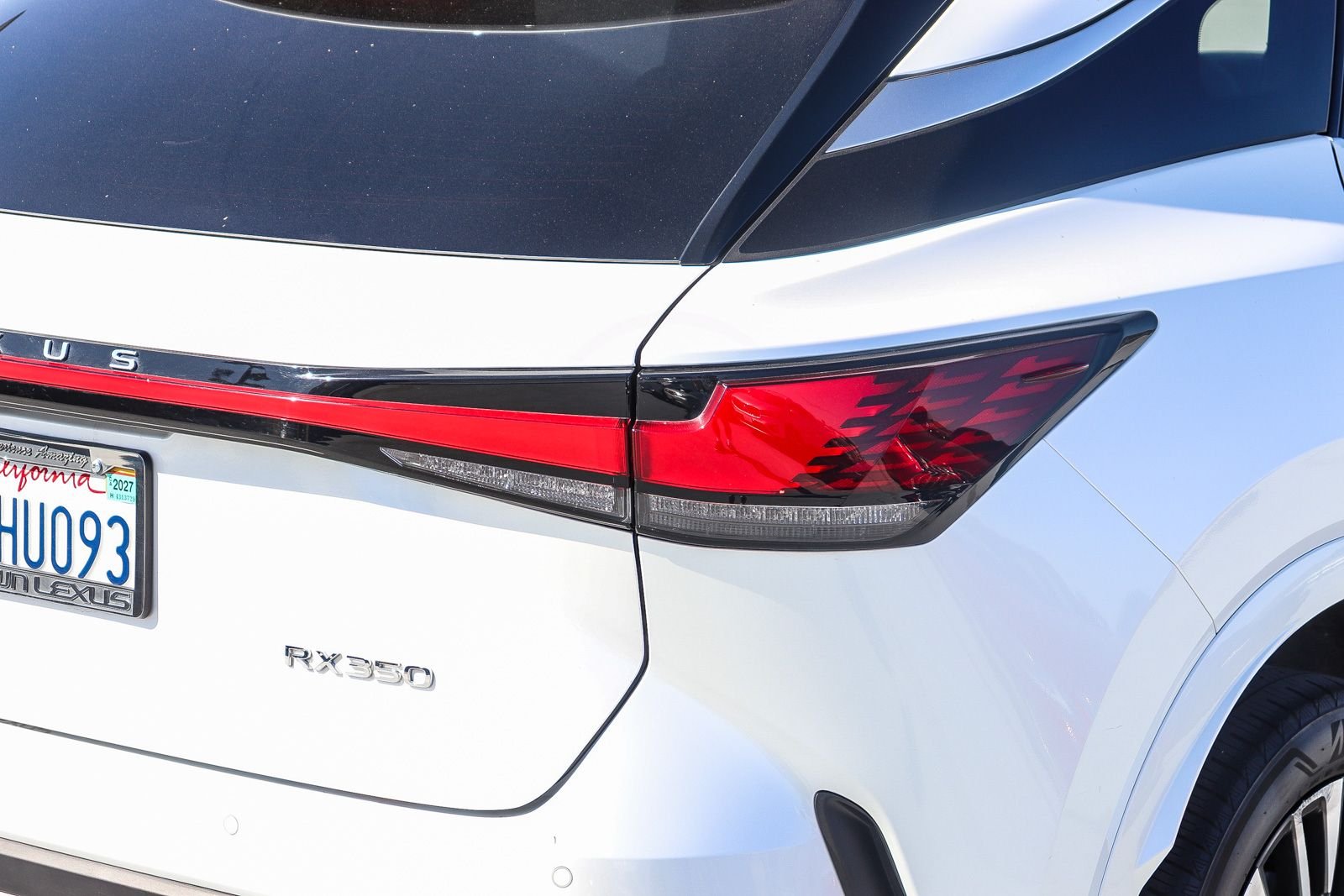 Used 2023 White Lexus 350 Premium Plus image 8