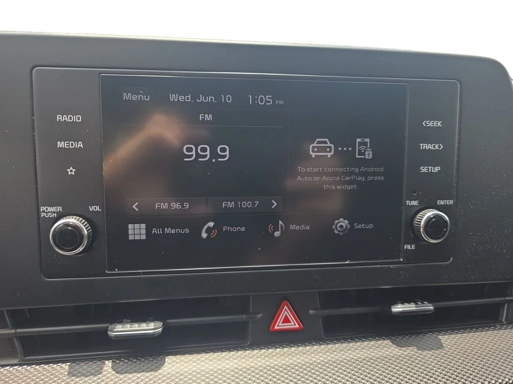 2025 Kia Sportage LX - Photo 15