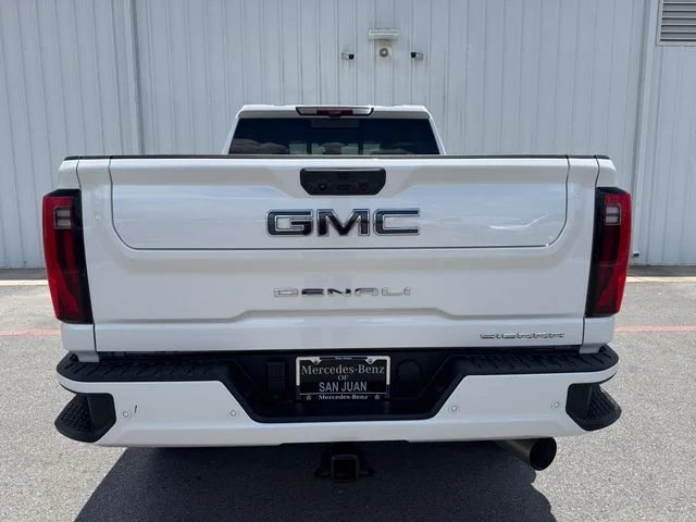 Used 2024 White Frost Tricoat GMC Denali Ultimate image 13