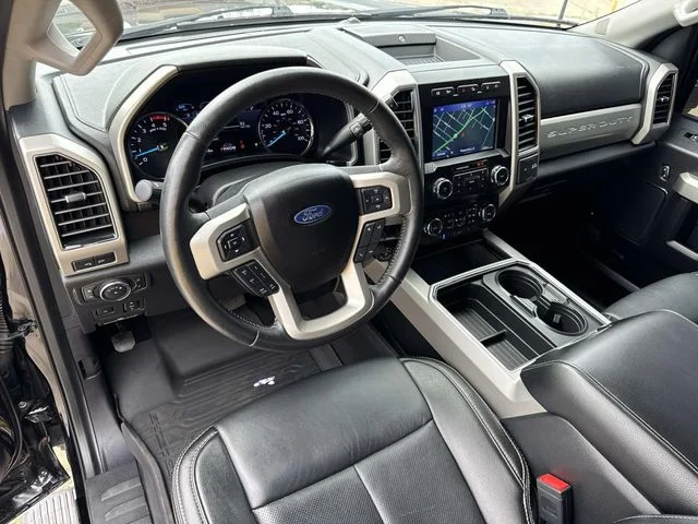 Used 2021 Black Metallic Ford Lariat image 41