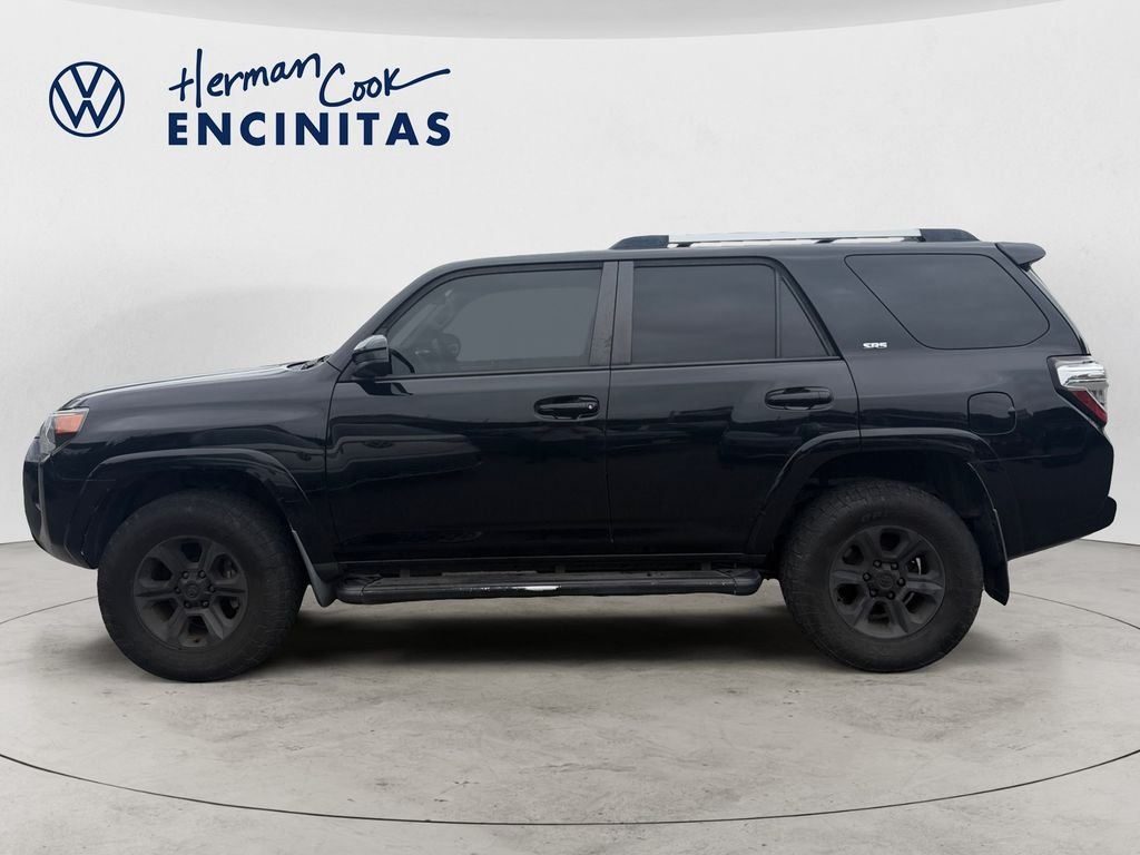 Used 2019 Midnight Black Metallic Toyota SR5 image 2