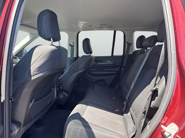 Used 2023 Red Jeep Laredo image 12