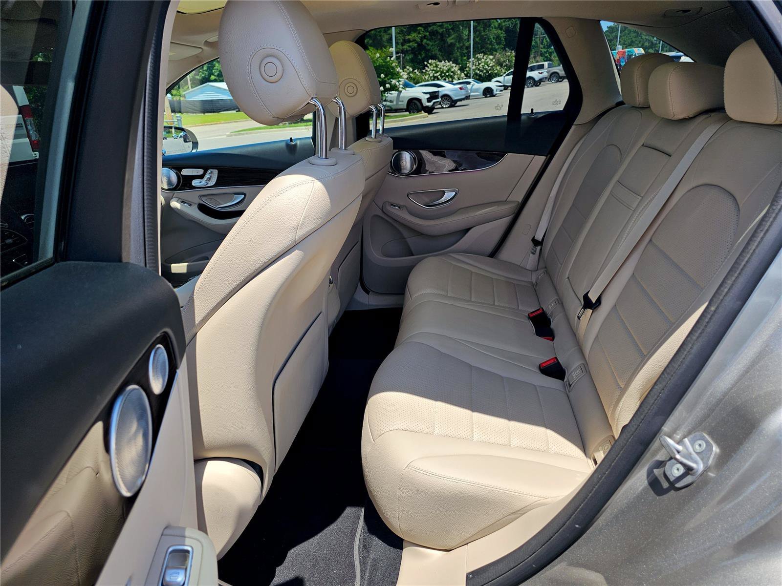 2020 Mercedes-Benz GLC GLC300 - Photo 30