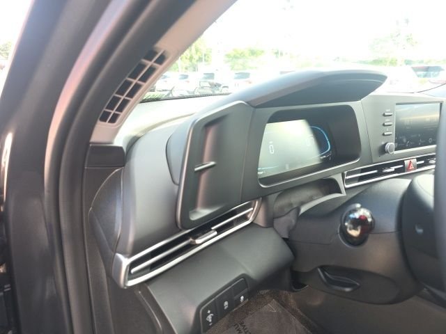 Used 2025 Gray Hyundai SE image 14