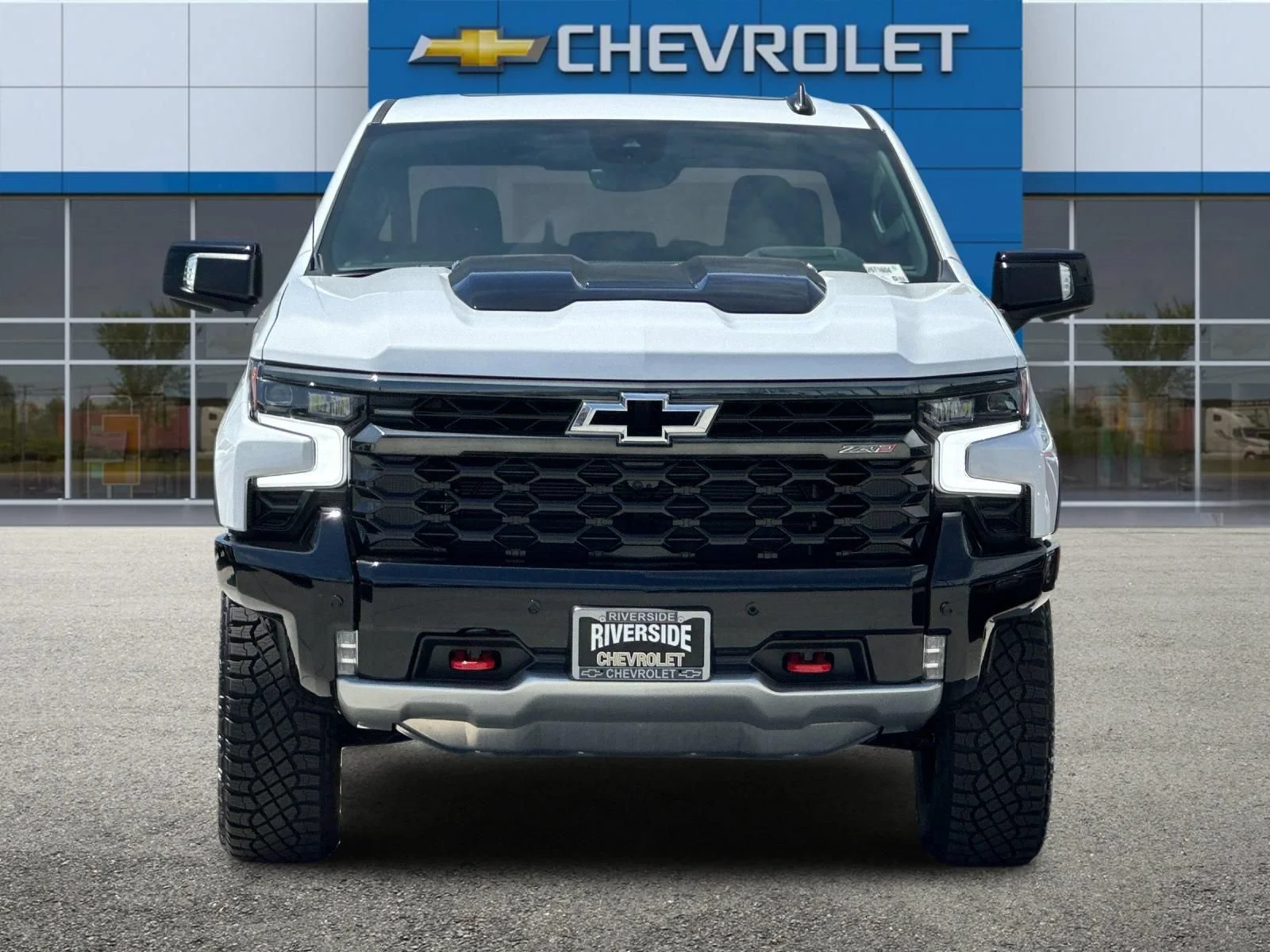 New 2026 Summit White Chevrolet ZR2 image 9
