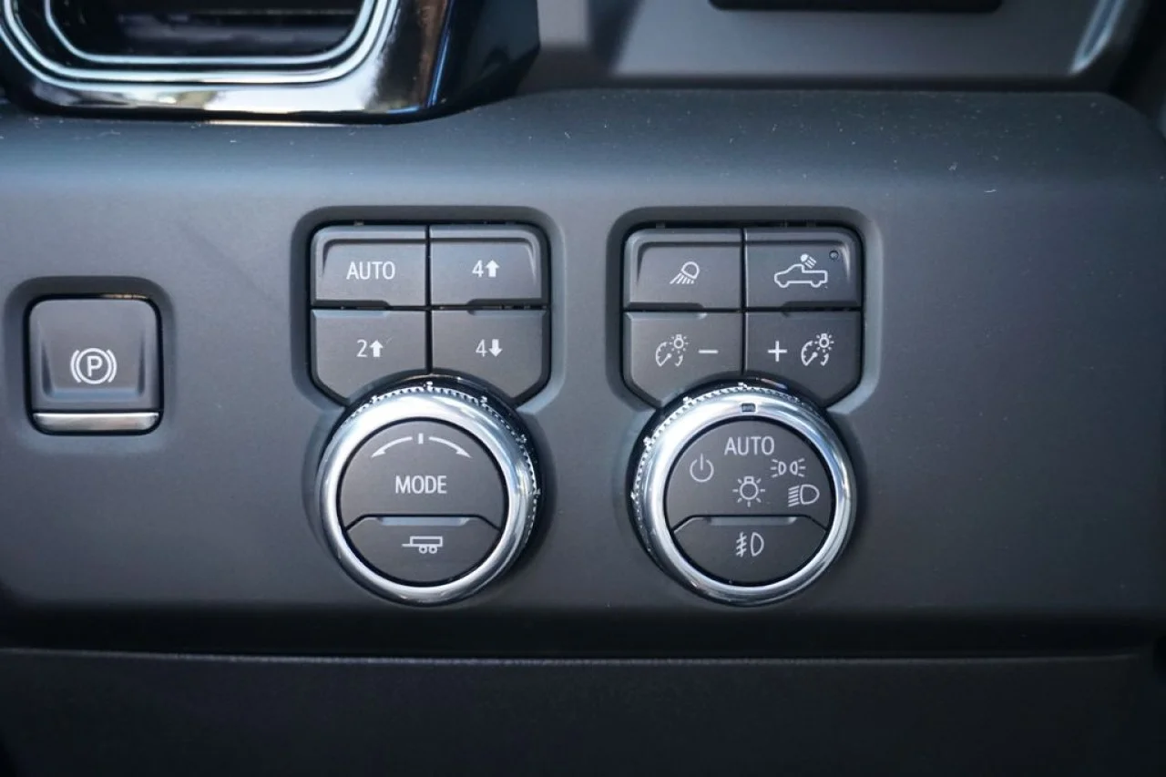 2026 GMC Sierra 1500 AT4X - Photo 33