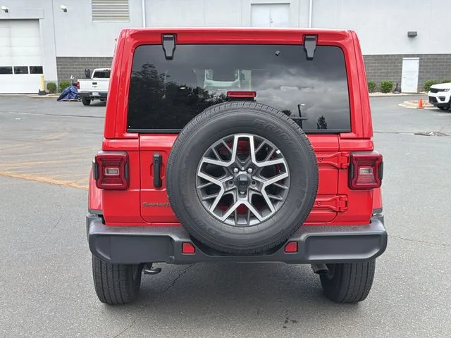 Used 2025 Red Jeep Sahara image 4