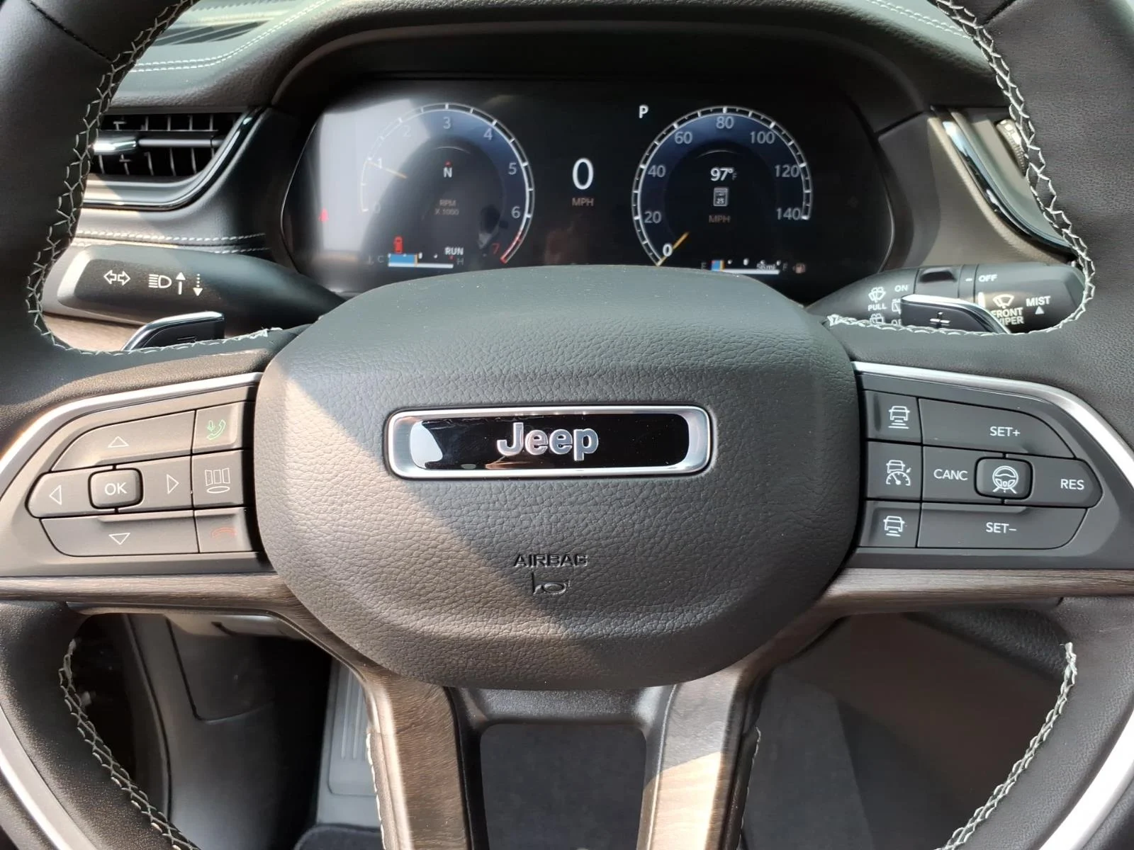 New 2026 Baltic Gray Metallic Clearcoat Jeep Altitude image 10