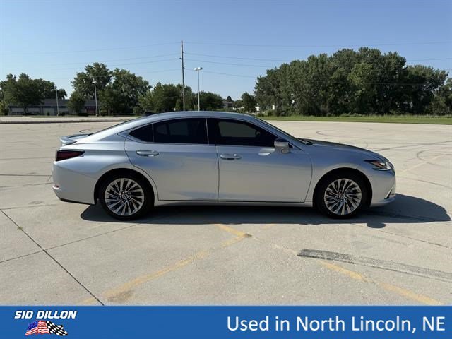 Used 2025 Iridium Lexus ES 350 Ultra Luxury image 3