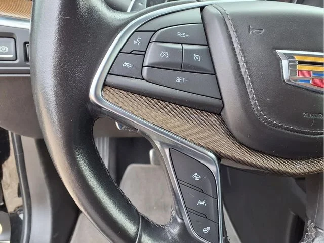 Used 2020 Black Cadillac Sport image 18