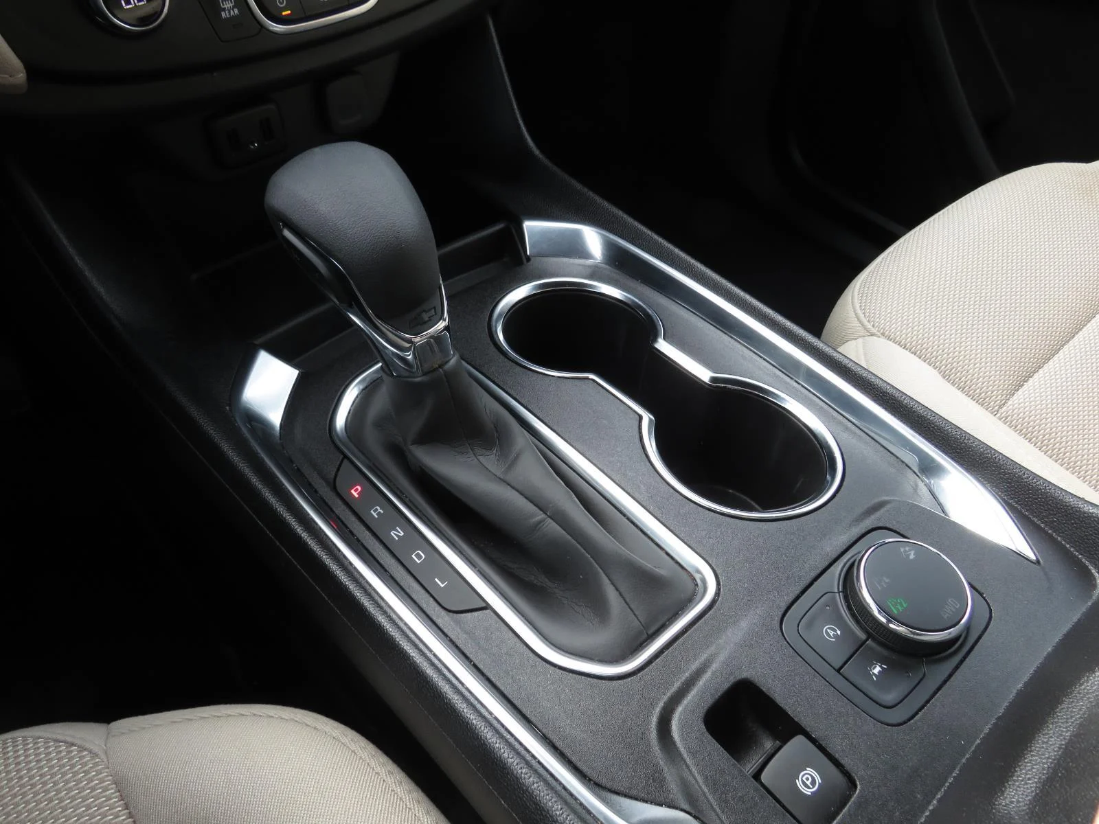 Used 2023 Mosaic Black Metallic Chevrolet LS image 31