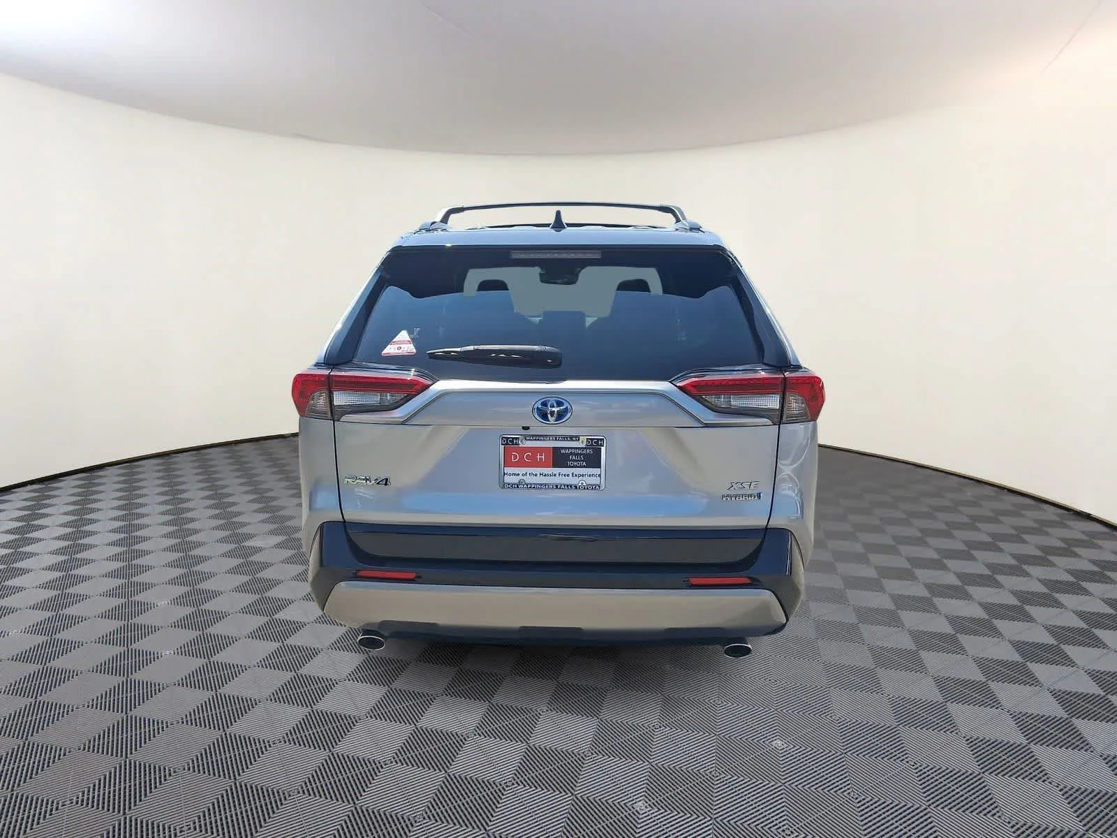 Certified Used 2022 Silver Sky Metallic/Midnight Black Metallic Toyota Hybrid XSE image 6