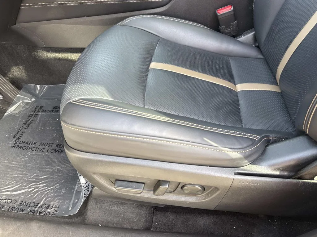 Certified Used 2024 Silver Mazda 3.3 Turbo Premium Plus image 33