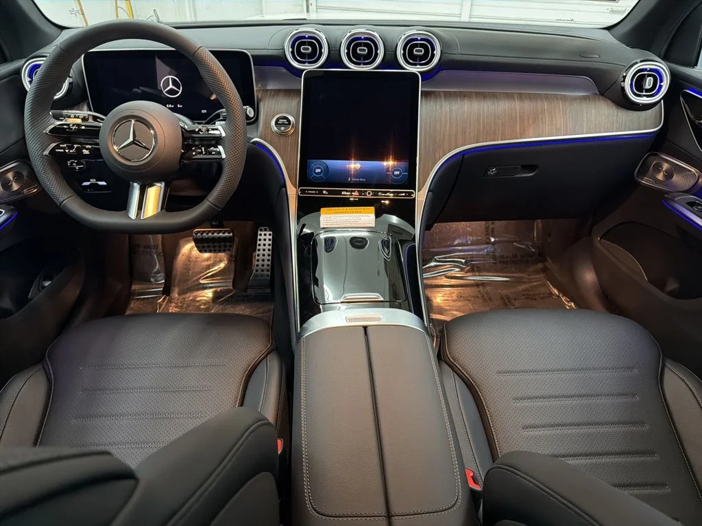 Used 2026 White Mercedes-Benz GLC 300 image 21