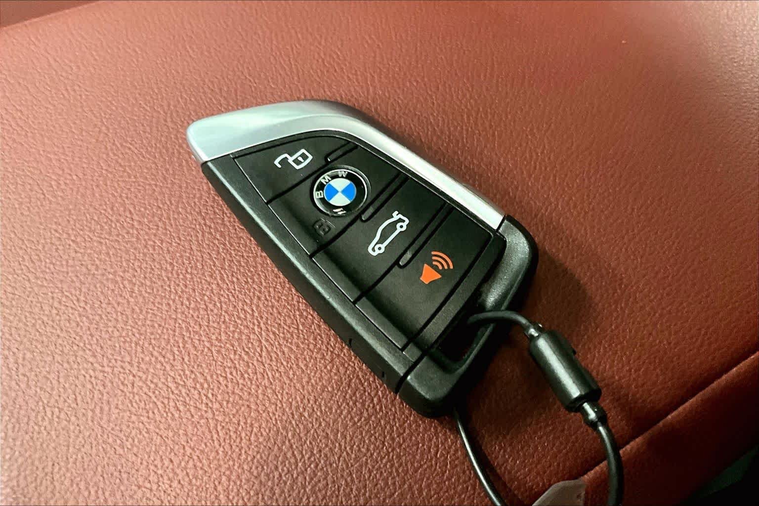 Used 2026 BLACK BMW 330i NA xDrive image 15