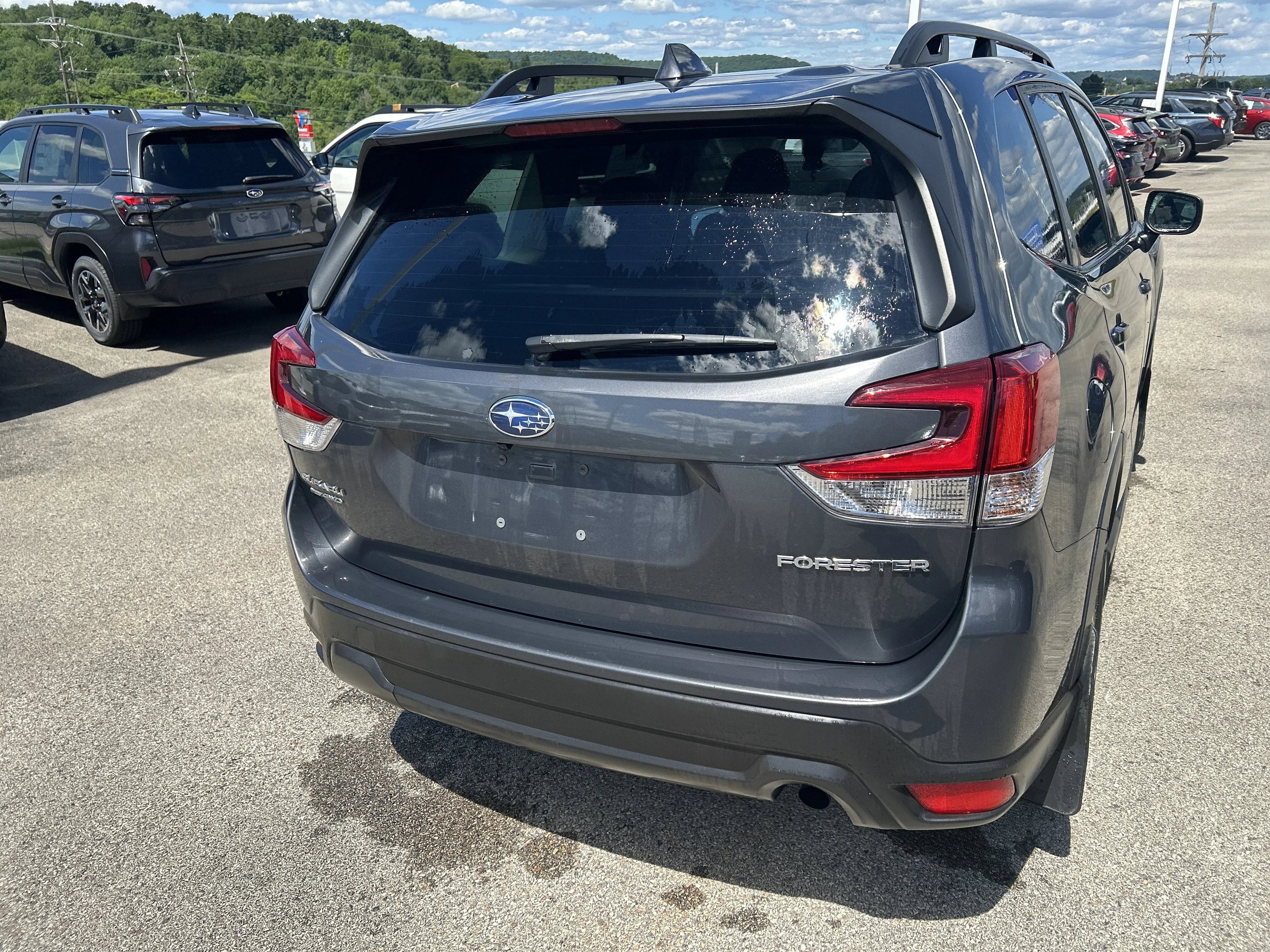 Used 2023 Magnetite Gray Metallic Subaru  image 6