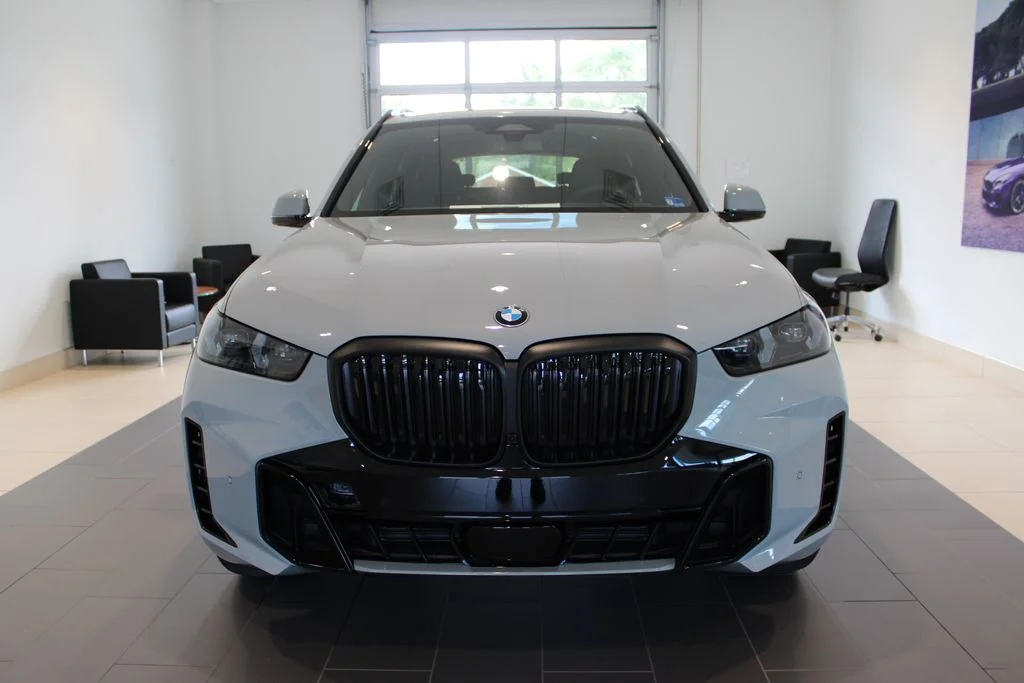 New 2026 Brooklyn Grey Metallic BMW xDrive40i image 12