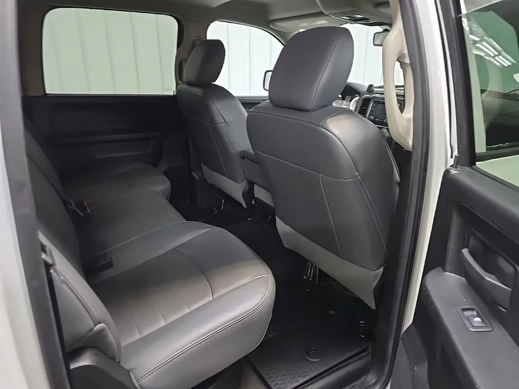 Used 2016 White Ram Tradesman image 17