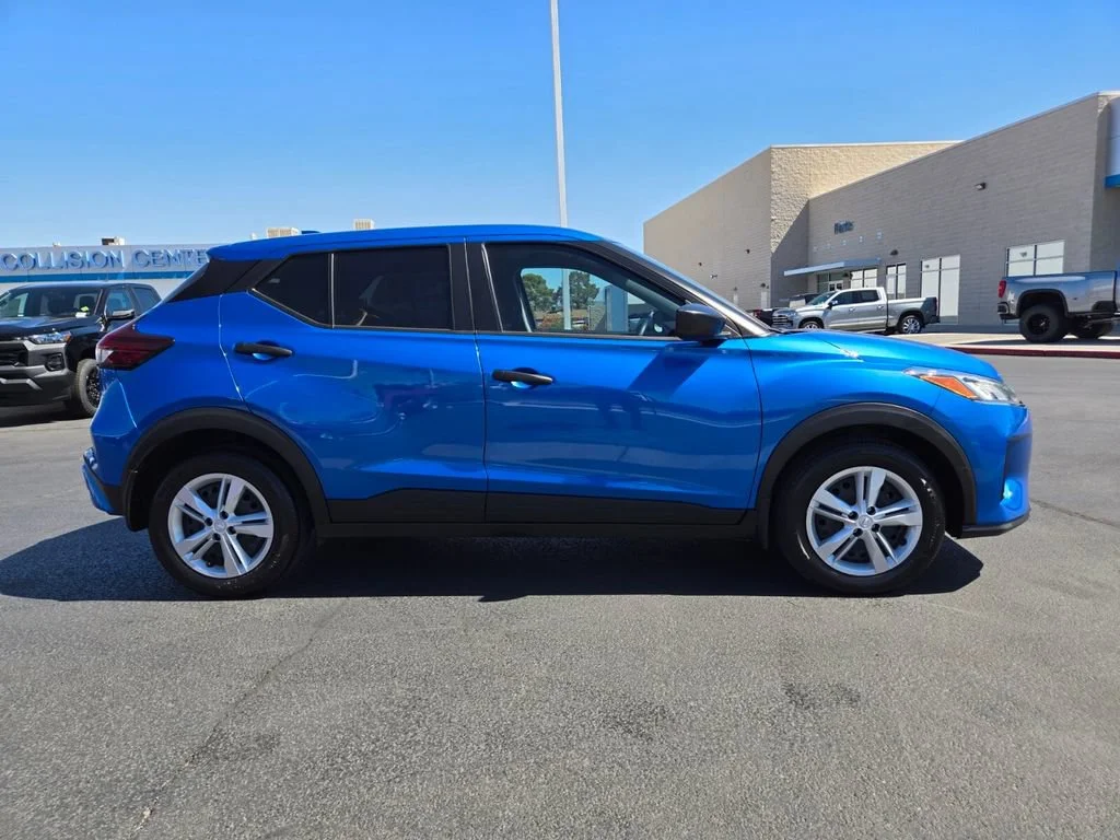 Used 2024 Electric Blue Met Nissan S image 7