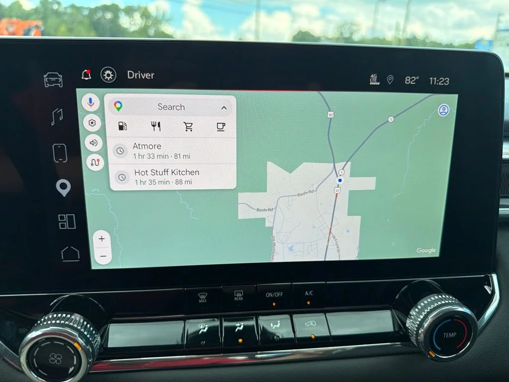 New 2026 White GMC Elevation image 20