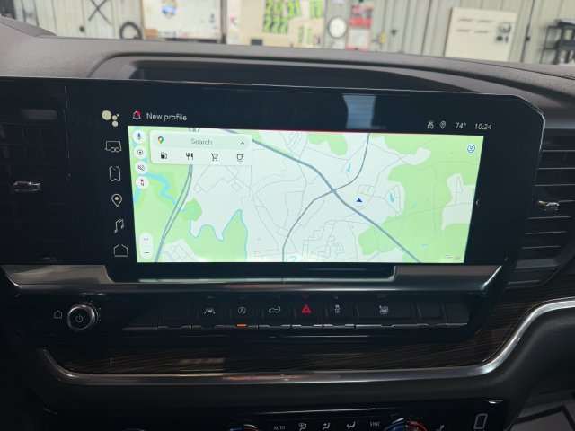 Used 2024 Gray GMC SLE image 17
