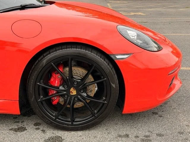 Used 2018 Lava Orange Porsche S image 23