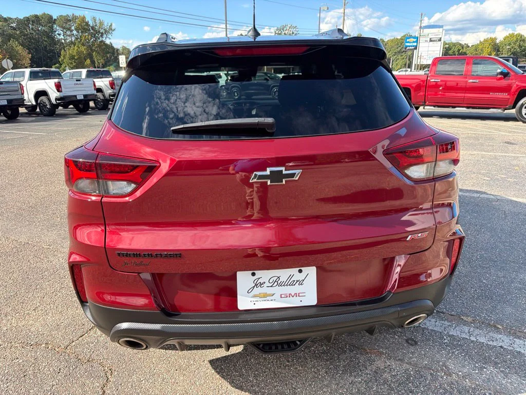 Used 2023 Crimson Chevrolet RS image 4