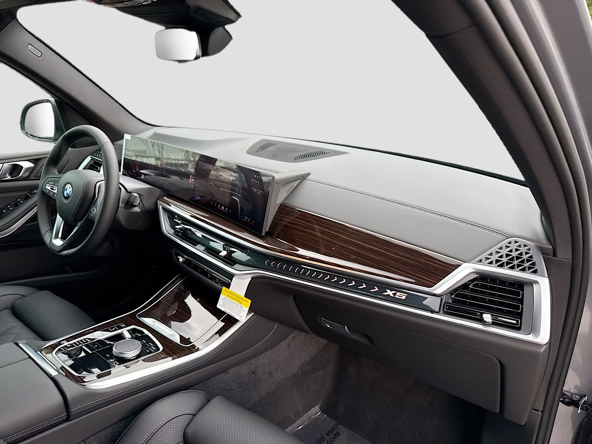 New 2026 Skyscraper Grey Metallic BMW sDrive40i image 14