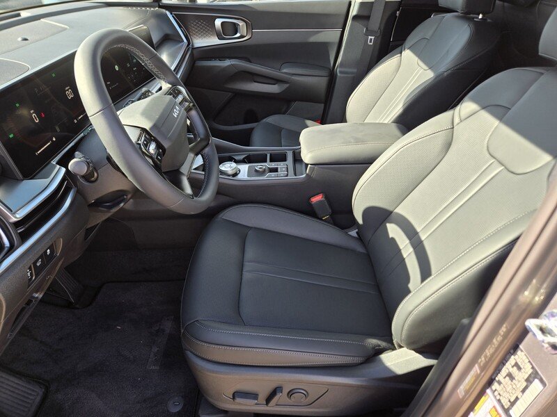 New 2026 Volcanic Sand Kia EX image 6
