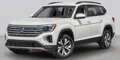 Used 2025 Silver Volkswagen Highline image 1