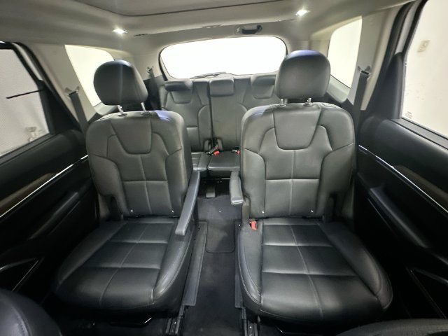 Used 2022 White Kia SX image 27