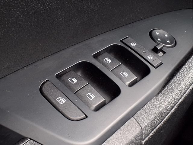 Used 2025 Black Kia LX image 24