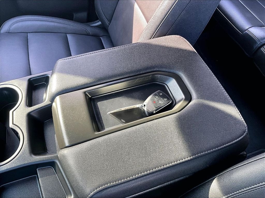 Used 2026 Silver GMC SLT image 31