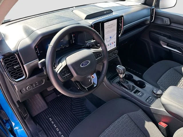 Used 2024 Blue Ford XLT image 9