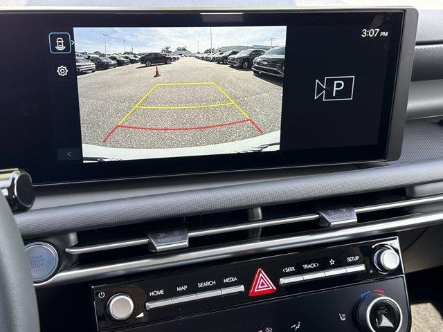 New 2026 Serenity White Pearl Hyundai SEL FWD image 23