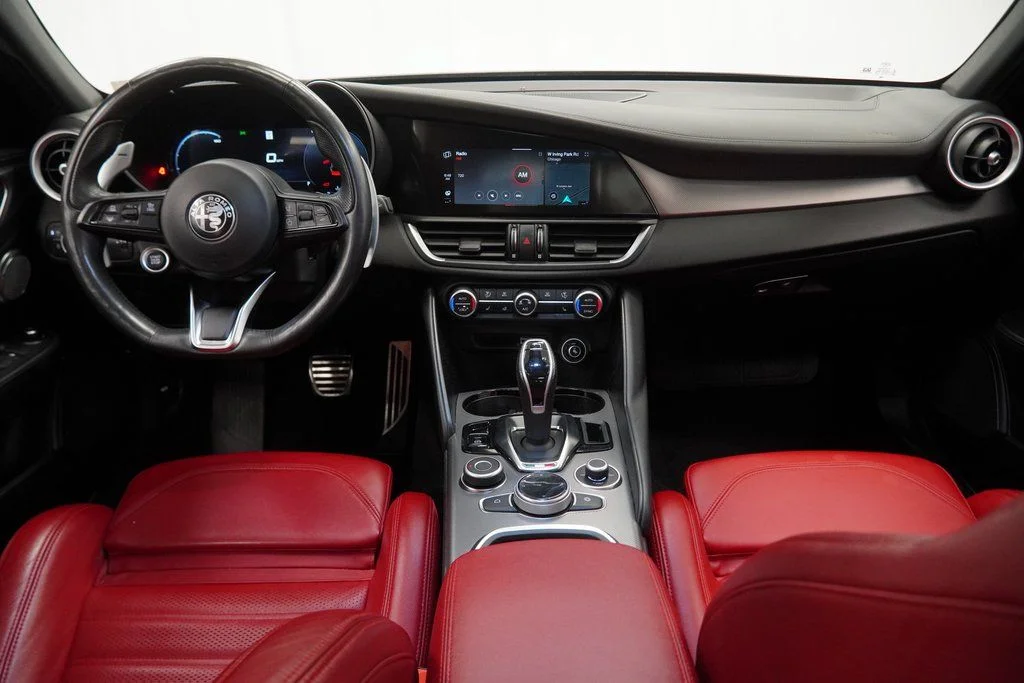 Used 2024 Gray Alfa Romeo Veloce image 36
