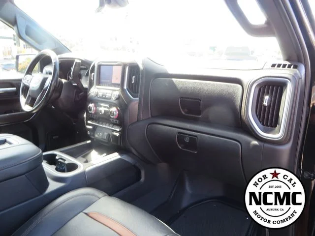 Used 2021 Black GMC AT4 image 61