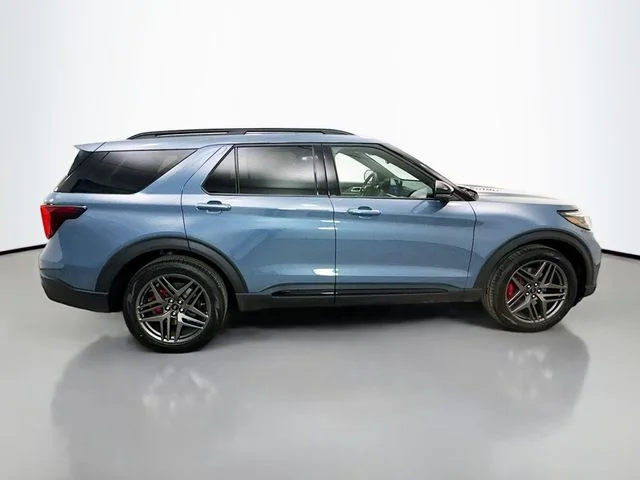 New 2026 Vapor Blue Metallic Ford ST image 8